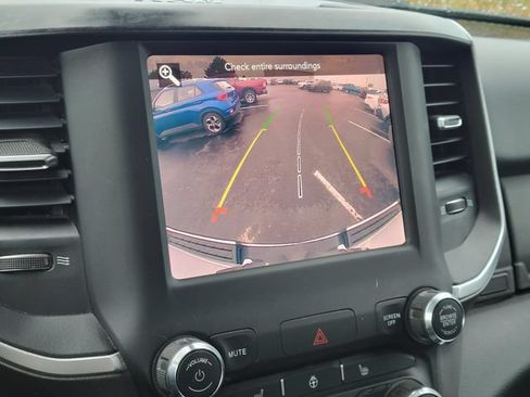 Used 2019 RAM 1500 Big Horn AWD/4WD image 4