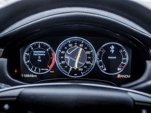 Used 2013 Cadillac XTS Premium image 26