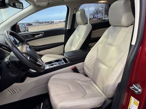 Used 2024 Ford Edge Titanium w/ Equipment Group 301A image 12