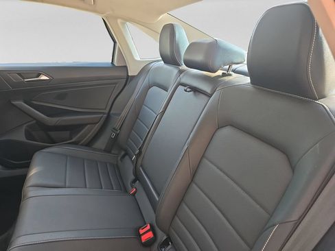 Certified 2024 Volkswagen Jetta SE FWD image 27