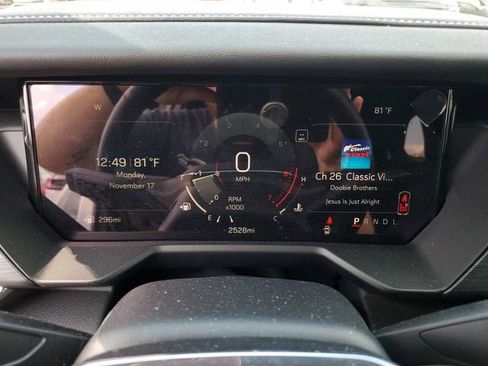 New 2026 GMC Acadia Elevation image 30