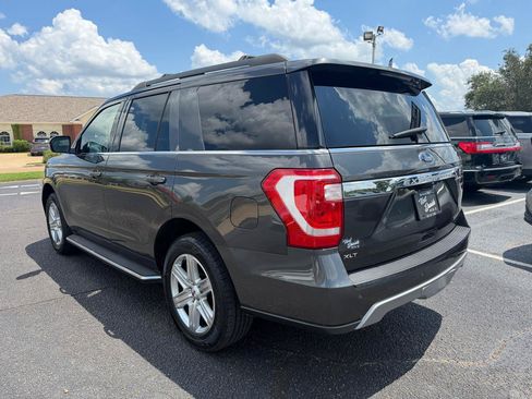 Used 2019 Ford Expedition XLT RWD image 7