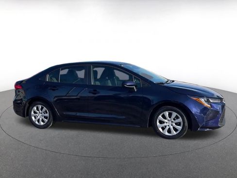 Used 2025 Toyota Corolla LE image 16