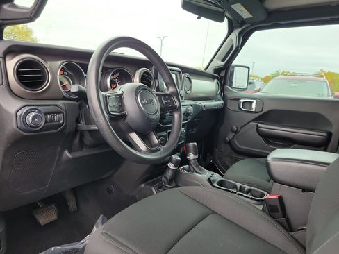 Used 2020 Jeep Wrangler Sport image 20
