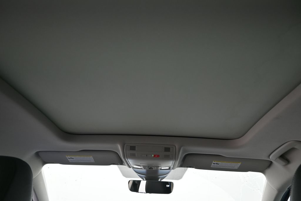 Used 2024 Volkswagen Taos SEL AWD/4WD image 22