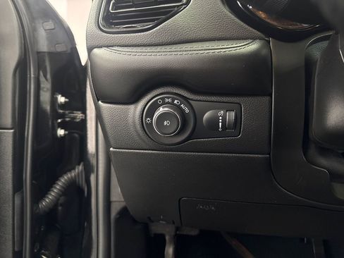 Used 2022 Dodge Durango GT AWD/4WD image 11