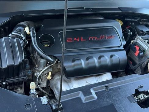 Used 2018 Jeep Compass Limited w/ Navigation Group AWD/4WD image 32
