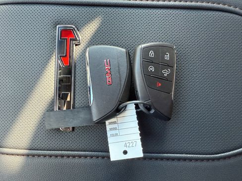 New 2026 GMC Sierra 3500 AT4 image 41