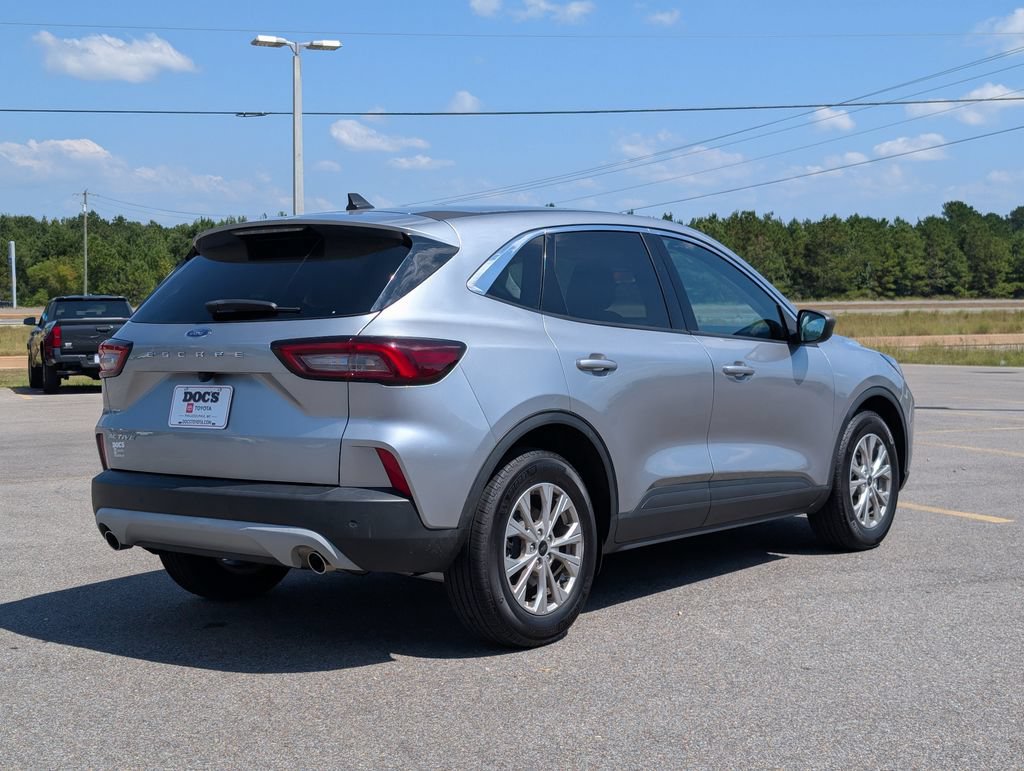 Used 2023 Ford Escape Active w/ Tech Pack #1 FWD image 5