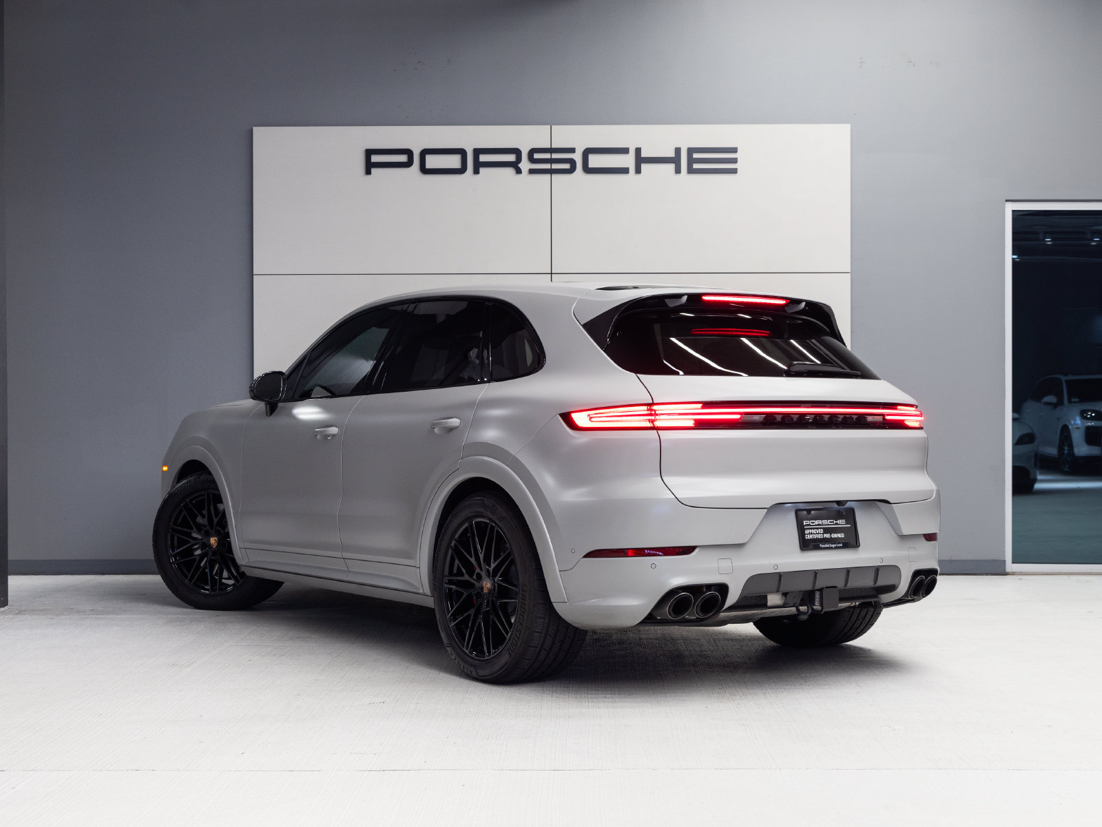 Certified 2026 Porsche Cayenne GTS AWD/4WD image 3
