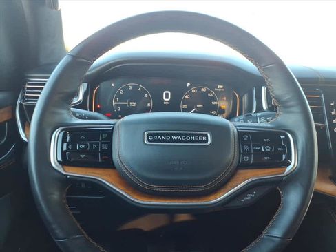 Used 2022 Jeep Grand Wagoneer Series III image 24