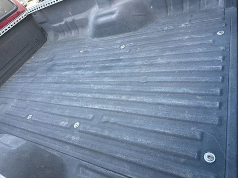 Used 2004 Ford F350 XLT image 5