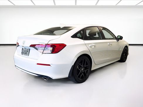 Used 2023 Honda Civic Sport image 4