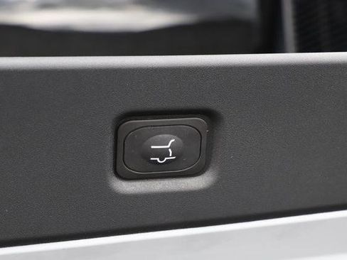 New 2026 Ford Expedition Tremor image 12