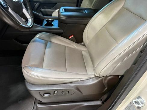 Used 2021 GMC Yukon SLT w/ SLT Luxury Plus Package AWD/4WD image 23