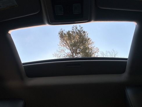 Used 2018 RAM 2500 Laramie w/ Sport Appearance Group image 18