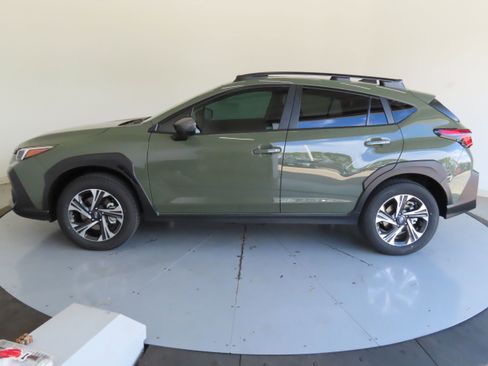 New 2026 Subaru Crosstrek 2.0i Premium image 9