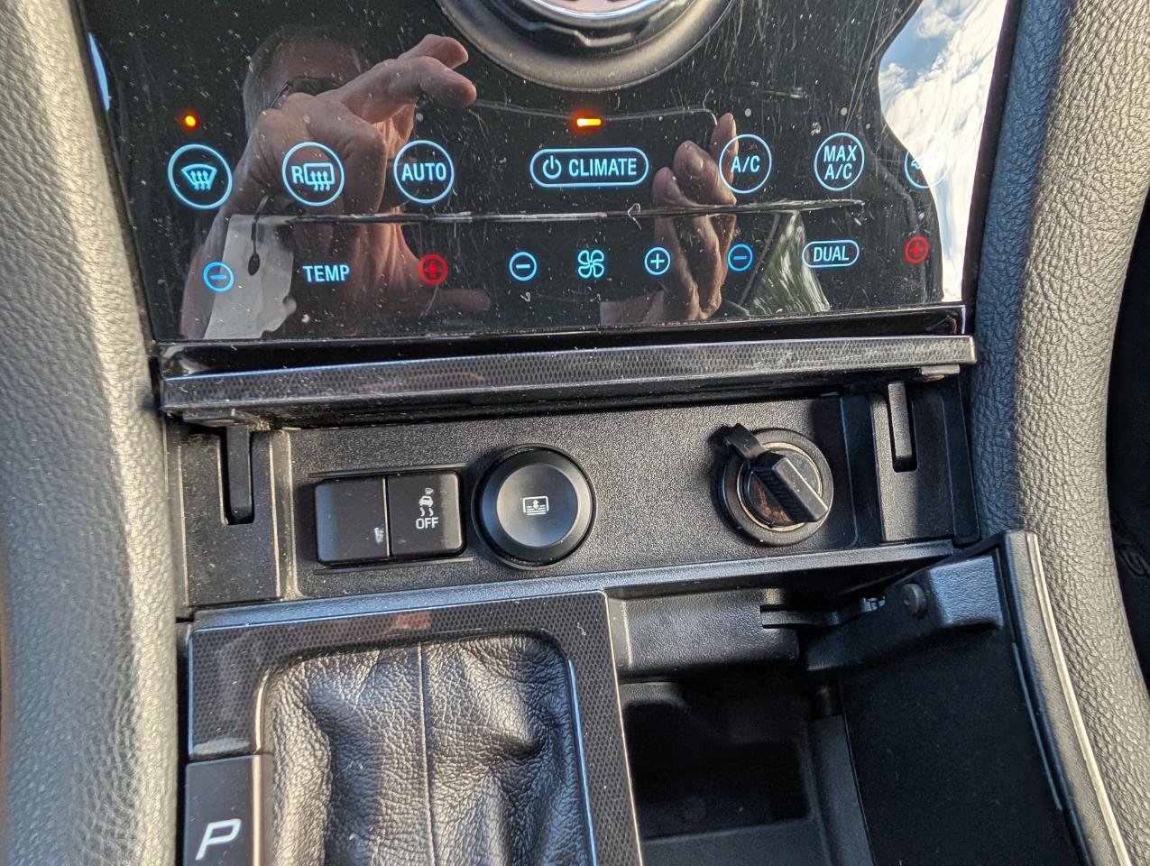 Used 2014 Ford Taurus SHO w/ Equipment Group 401A AWD/4WD image 28