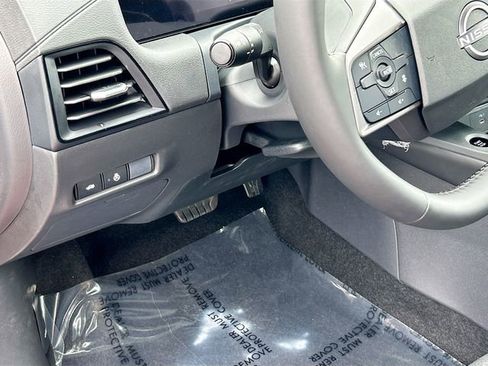 New 2026 Nissan Sentra SV FWD image 7