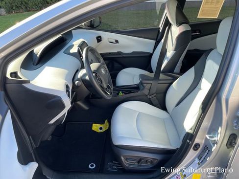 Used 2019 Toyota Prius Limited image 10