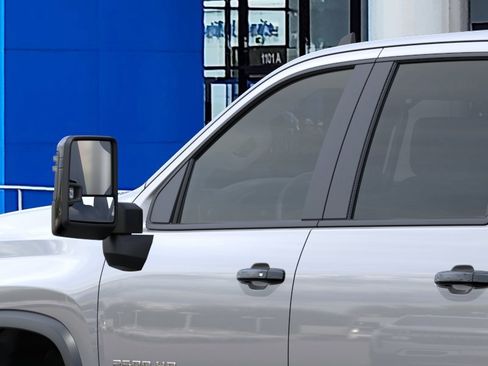 New 2026 Chevrolet Silverado 2500 ZR2 image 12