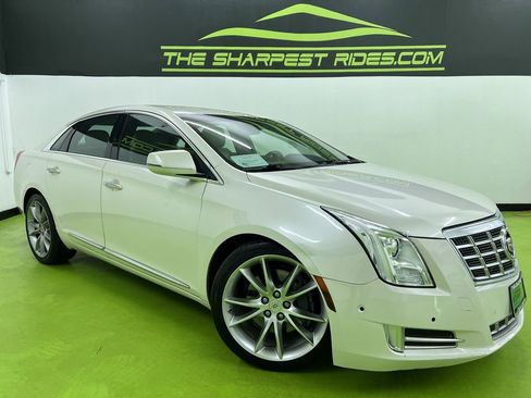 Used 2015 Cadillac XTS Premium FWD image 1