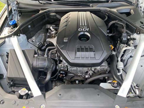 Used 2020 Genesis G70 2.0T w/ Elite Package image 18