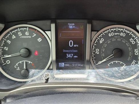 Certified 2018 Toyota Tacoma SR5 RWD image 11