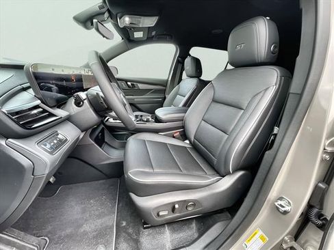 New 2026 Buick Enclave Sport Touring w/ Power Package FWD image 19