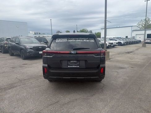 Used 2026 Subaru Outback Limited AWD/4WD image 4