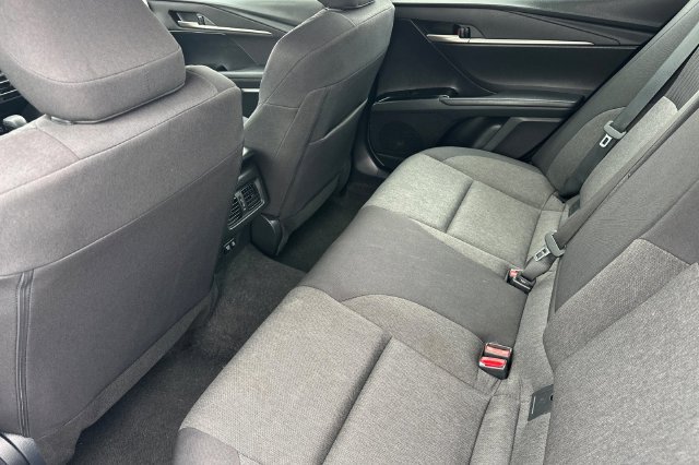 Used 2025 Toyota Camry LE FWD image 14