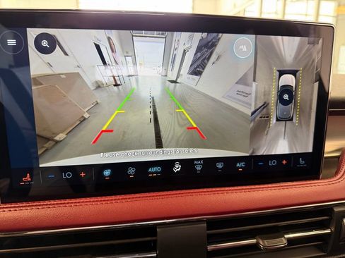 Used 2023 Lincoln Corsair Reserve w/ Equipment Group 201A image 40