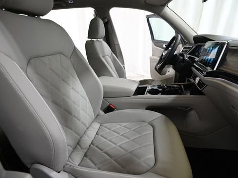 New 2026 Volkswagen Atlas SEL Premium R-Line AWD/4WD image 30