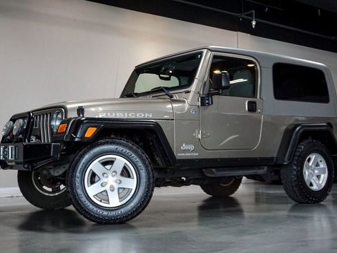 Used 2006 Jeep Wrangler Unlimited Rubicon w/ Security Group AWD/4WD image 63