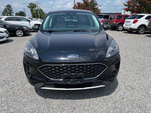 Used 2022 Ford Escape SE FWD image 3
