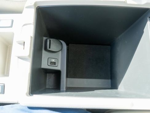 Used 2022 Nissan Rogue Sport SL w/ Premium Package image 39