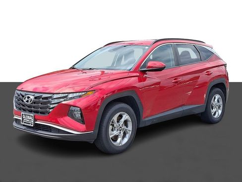 Used 2023 Hyundai Tucson SEL AWD/4WD image 3