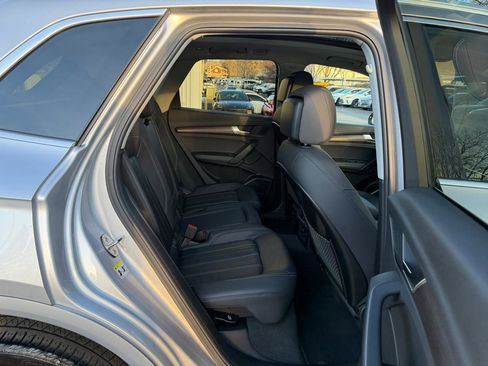 Used 2023 Audi Q5 2.0T Premium Plus w/ Premium Plus Package image 24