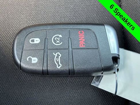 Used 2020 Dodge Challenger SXT RWD image 22
