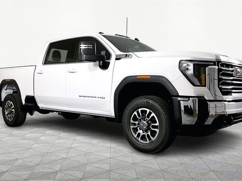 New 2026 GMC Sierra 2500 SLE w/ SLE Value Package; image 3