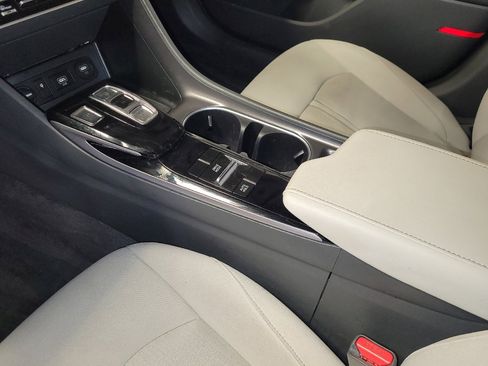 Used 2023 Hyundai Sonata SEL FWD image 26
