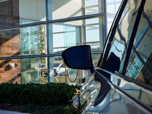 Used 2023 INFINITI QX60 Luxe w/ Performance Audio Package image 12