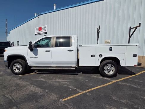 Used 2023 Chevrolet Silverado 2500 W/T w/ WT Convenience Package AWD/4WD image 4