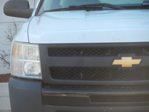 Used 2012 Chevrolet Silverado 1500 W/T RWD image 9