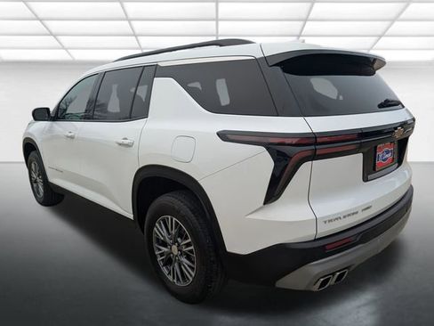 Certified 2024 Chevrolet Traverse LT image 4
