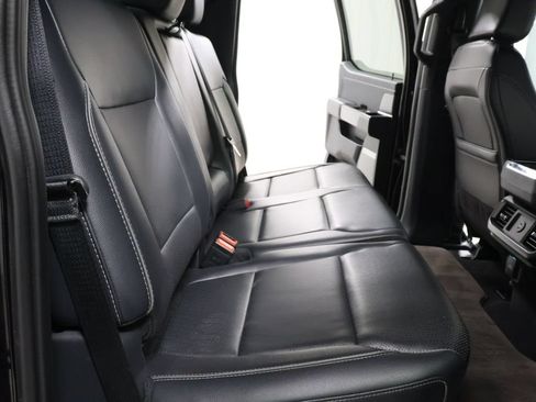Used 2025 Ford F150 Lariat AWD/4WD image 29