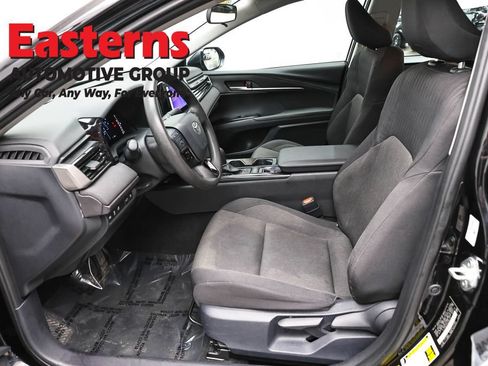 Used 2025 Toyota Camry LE FWD image 13