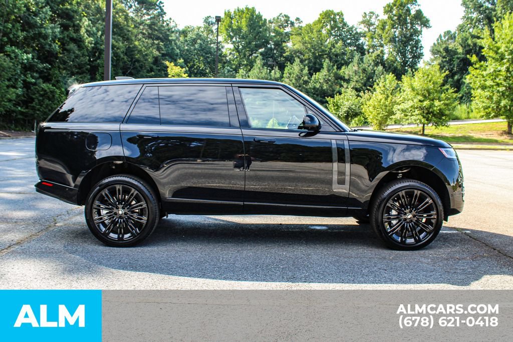 Used 2025 Land Rover Range Rover Long Wheelbase SE AWD/4WD image 8