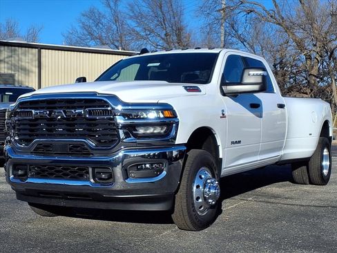 New 2026 RAM 3500 Big Horn image 2