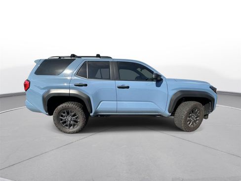 Used 2025 Toyota 4Runner SR5 image 5